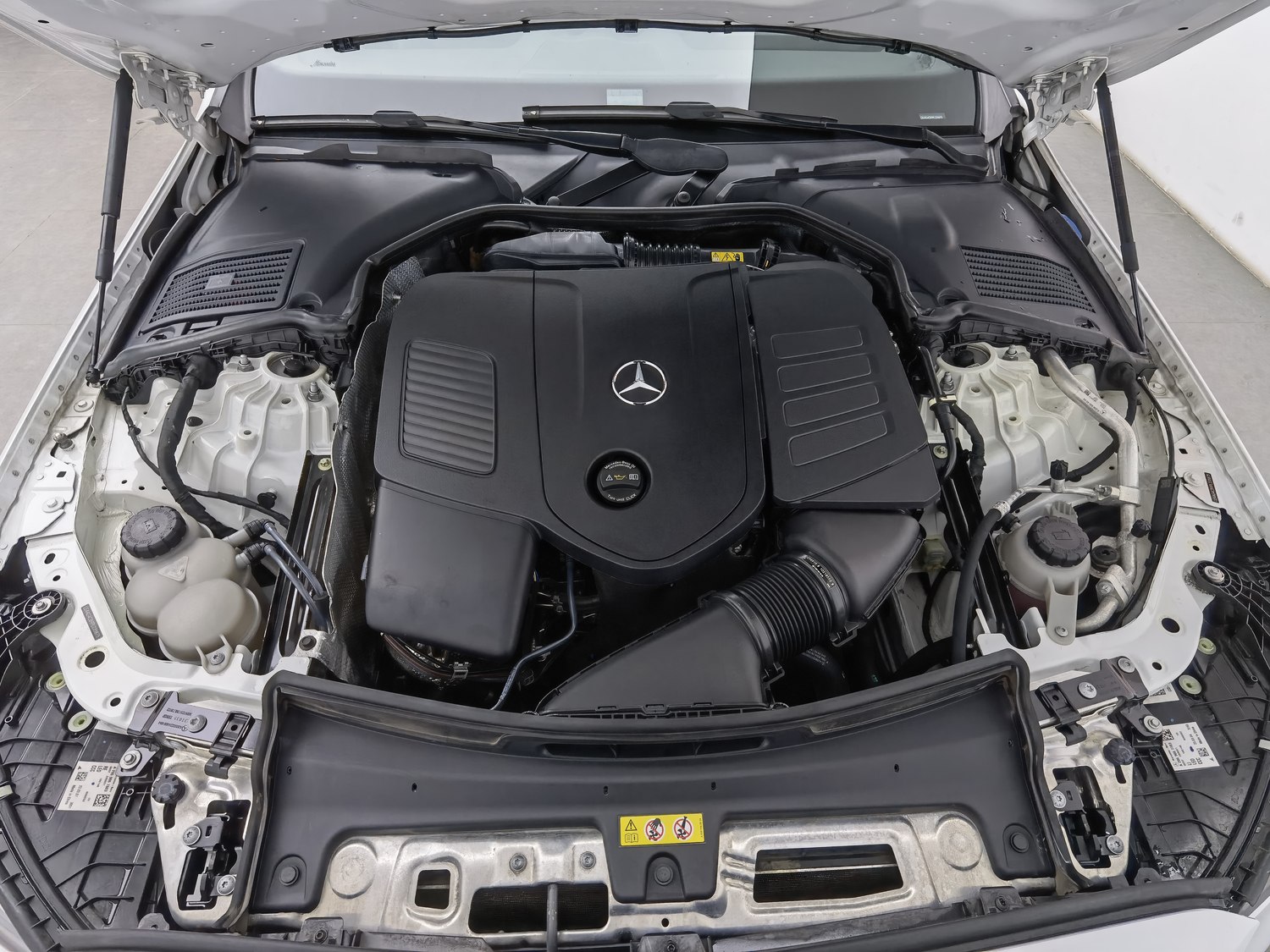Used Mercedes-Benz C-Class 2023 1.5 AT