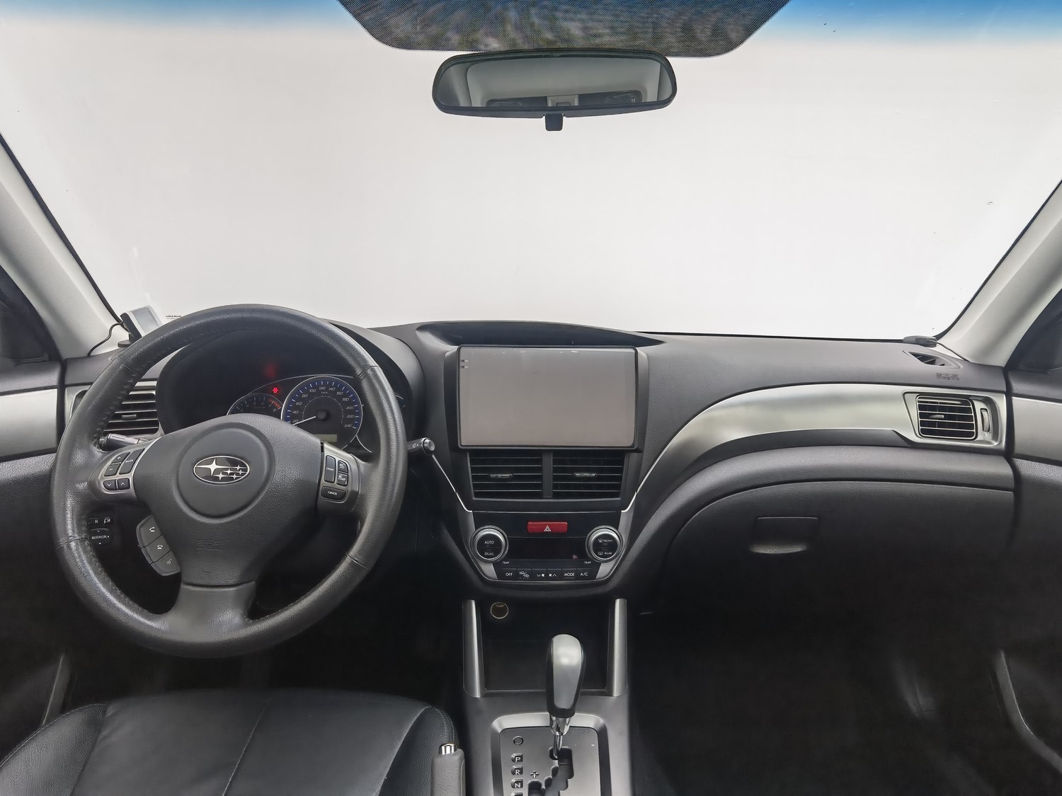 Used Subaru Forester 2011 2.5 AT