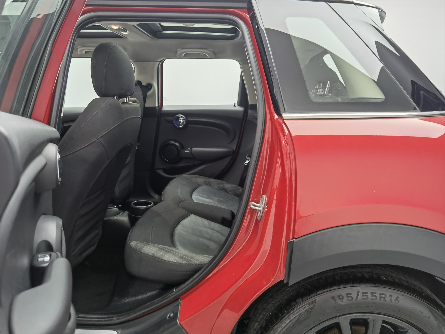 Used MINI MINI 2015 1.5 AT