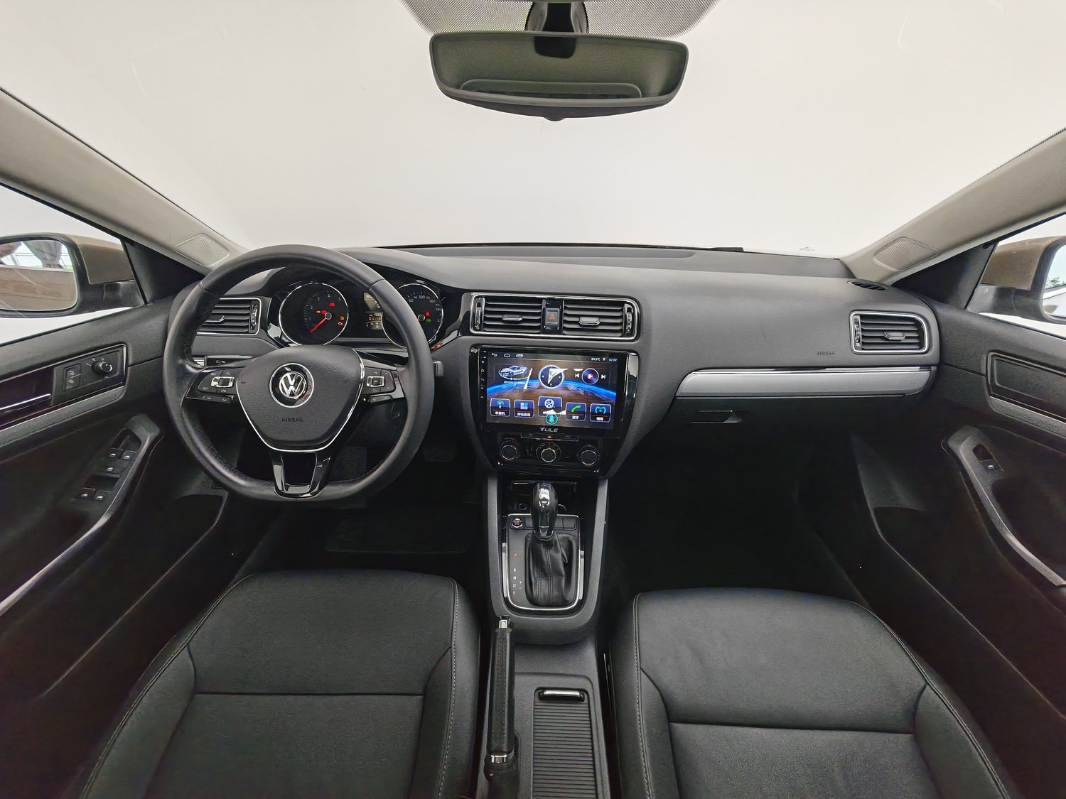 Used Volkswagen Sagitar 2018 1.6 AT