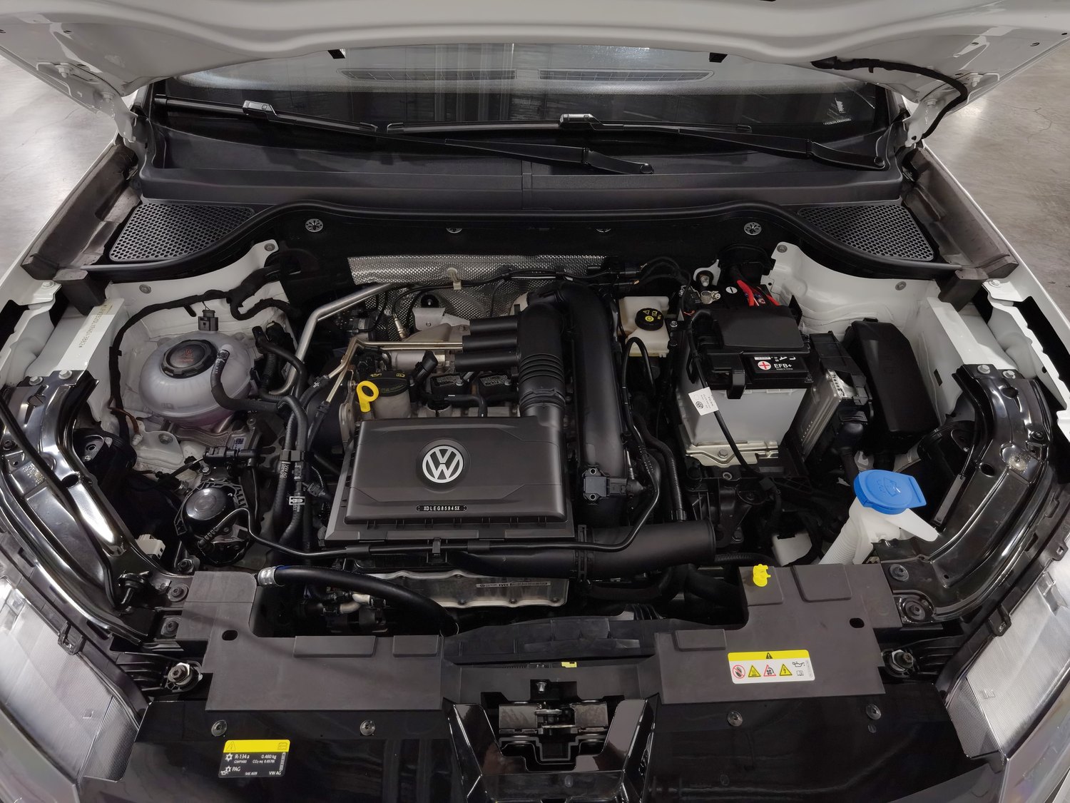 Used Jetta VS5 2024 1.4 AT