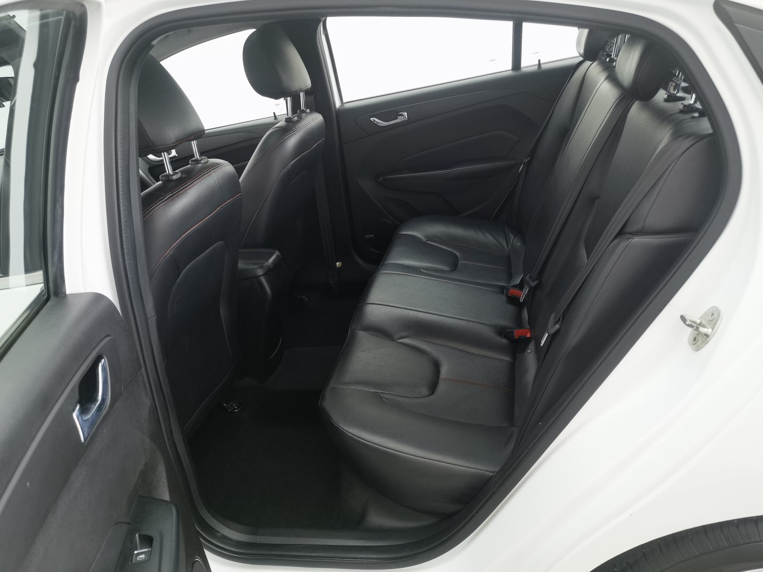 Used Chery Arrizo 5 2016 1.5 MT
