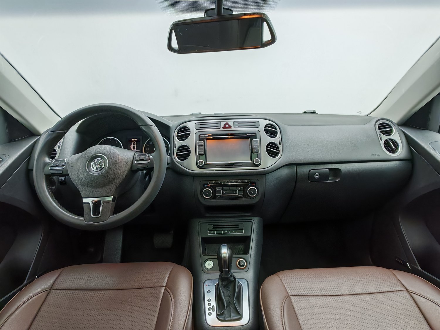 Used Volkswagen Tiguan 2012 2.0 AT