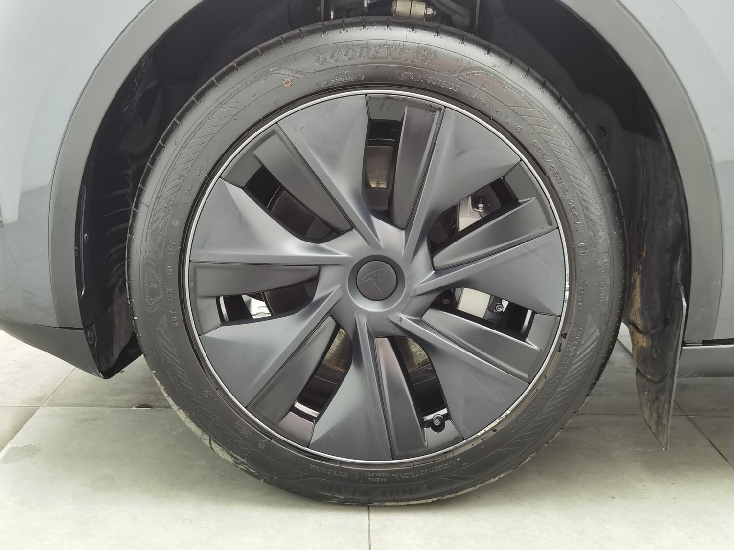 Used Tesla Model Y 2024
