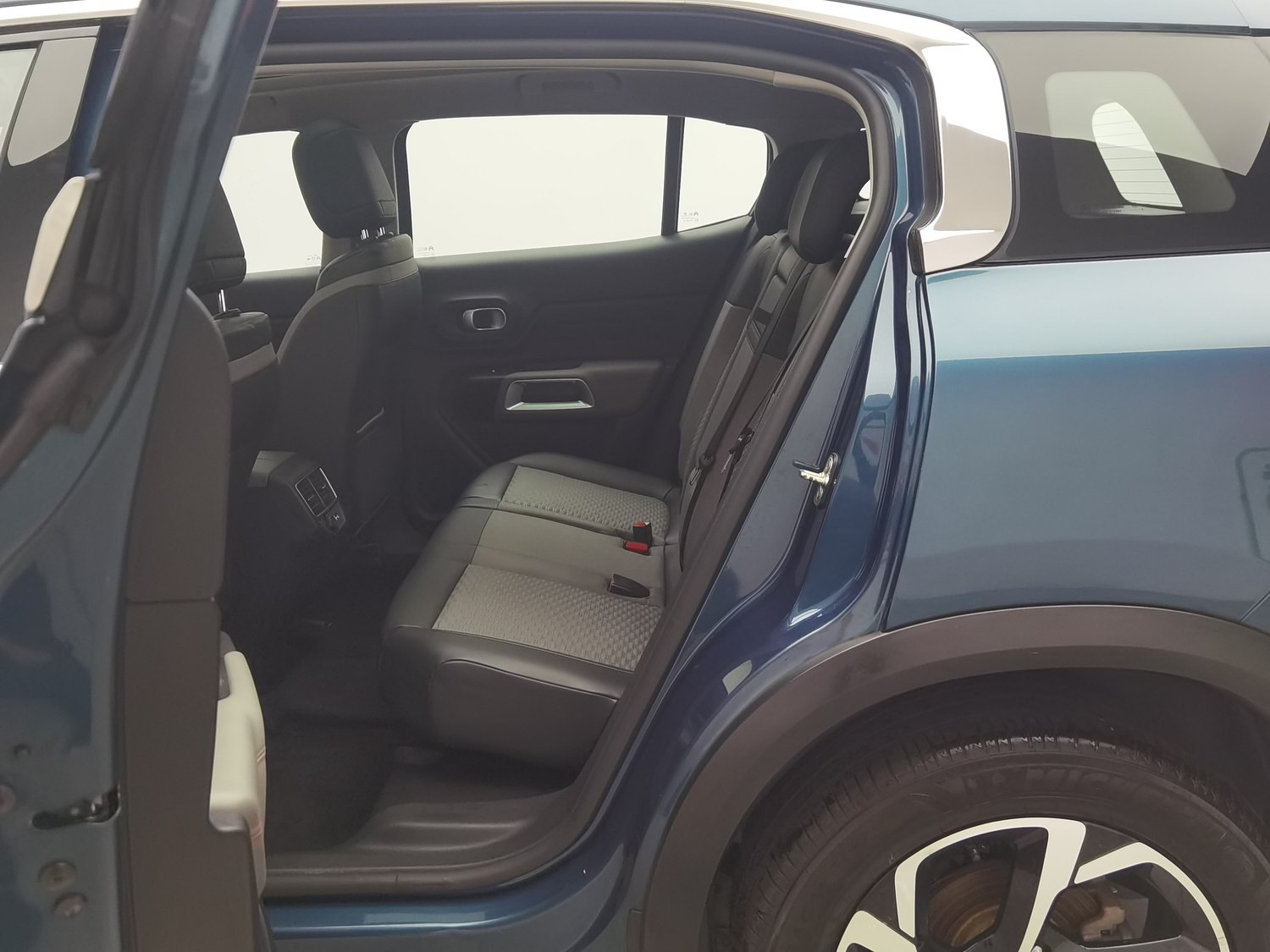Used Citroen C5 Aircross 2017 1.6 AT