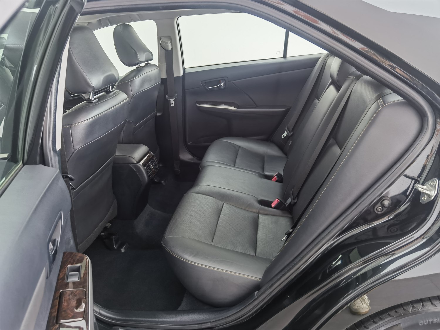 Used Toyota Camry 2016 2.0 AT