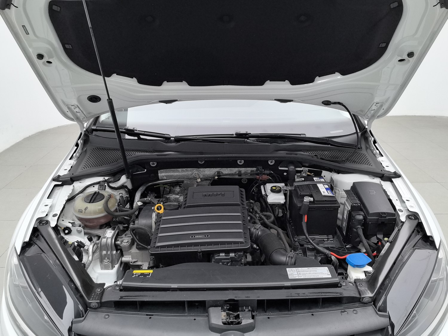 Used Volkswagen Golf 2018 1.6 AT