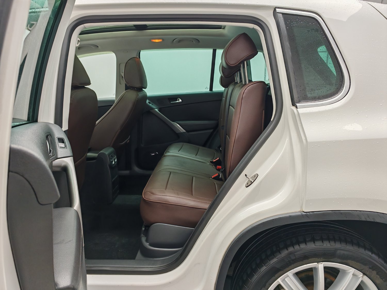 Used Volkswagen Tiguan 2012 2.0 AT