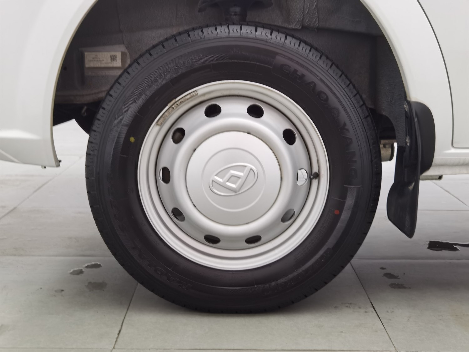 Used SAIC MAXUS V80 2023 2.0 MT