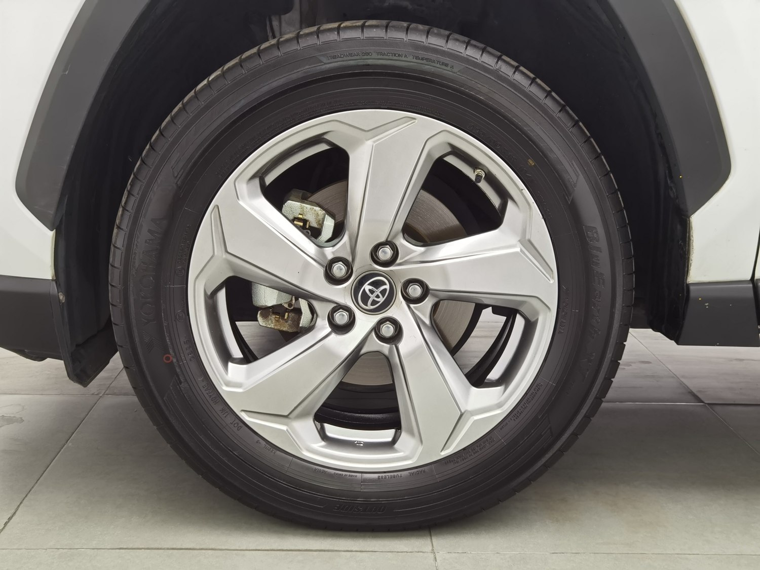 Used Toyota RAV4 2021 2.5 AT