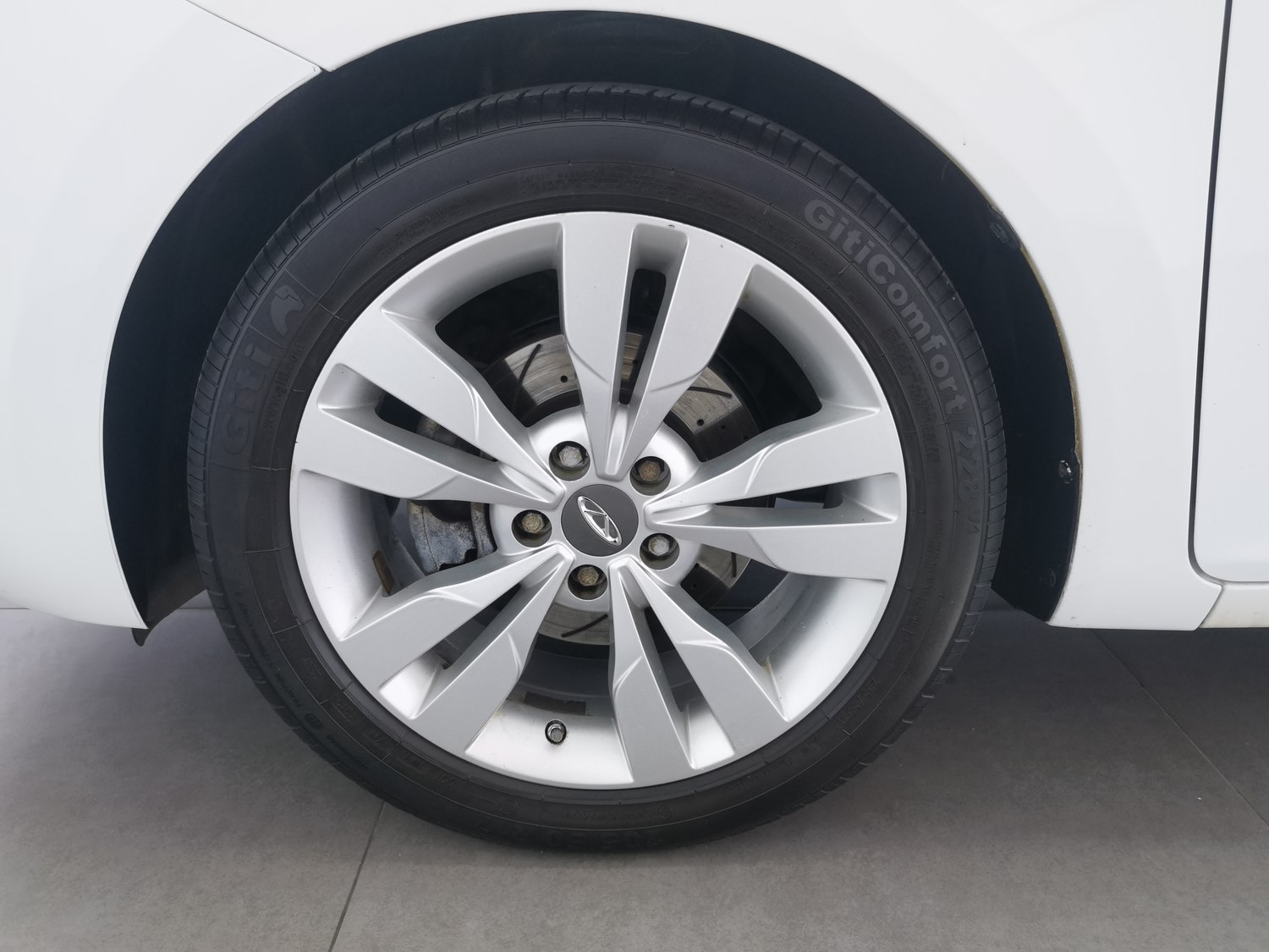 Used Chery Arrizo 5 2016 1.5 MT