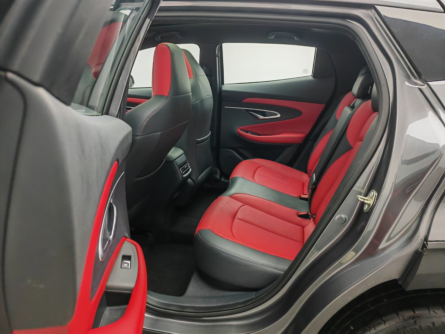 Used Changan UNI-T 2020 1.5 AT