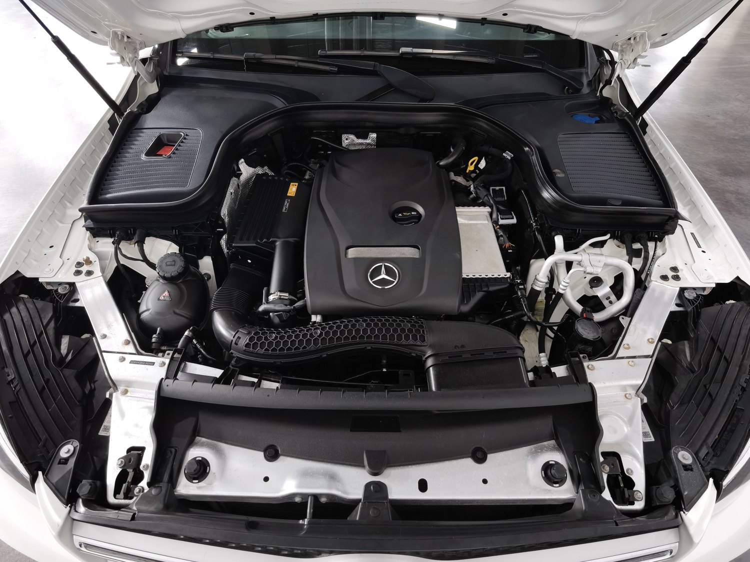 Used Mercedes-Benz GLC 2018 2.0 AT