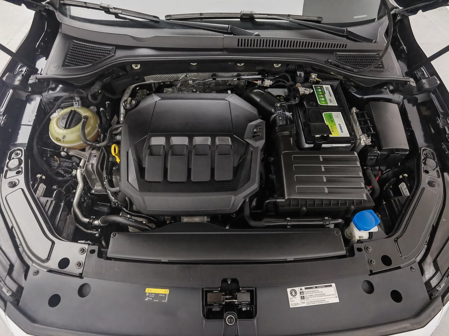 Used Volkswagen Passat 2022 2.0 AT