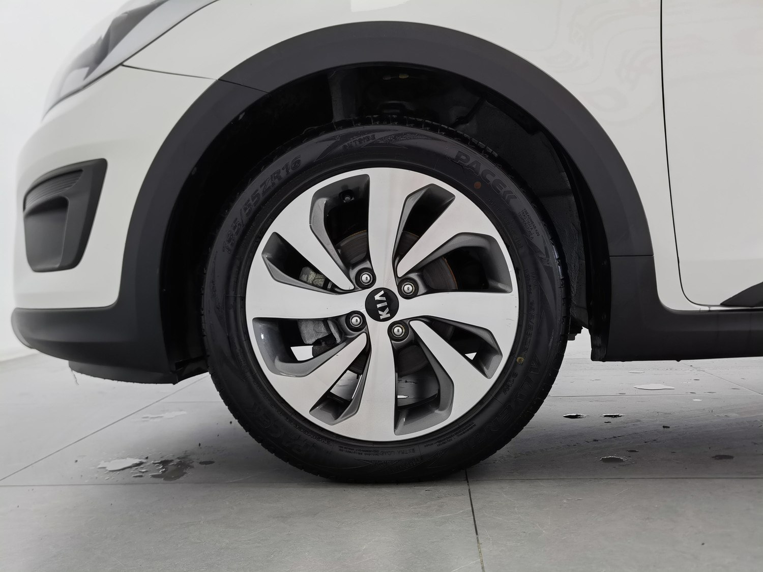 Used Kia KX CROSS 2017 1.4 AT