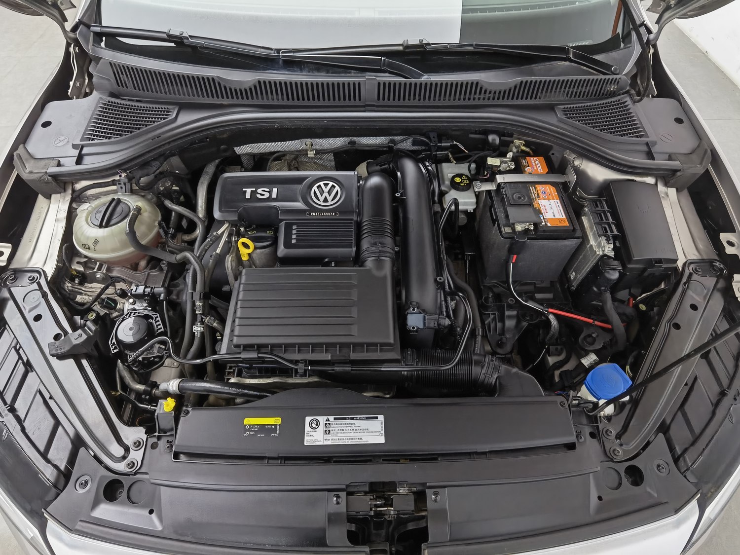 Used Volkswagen Sagitar 2019 1.4 AT