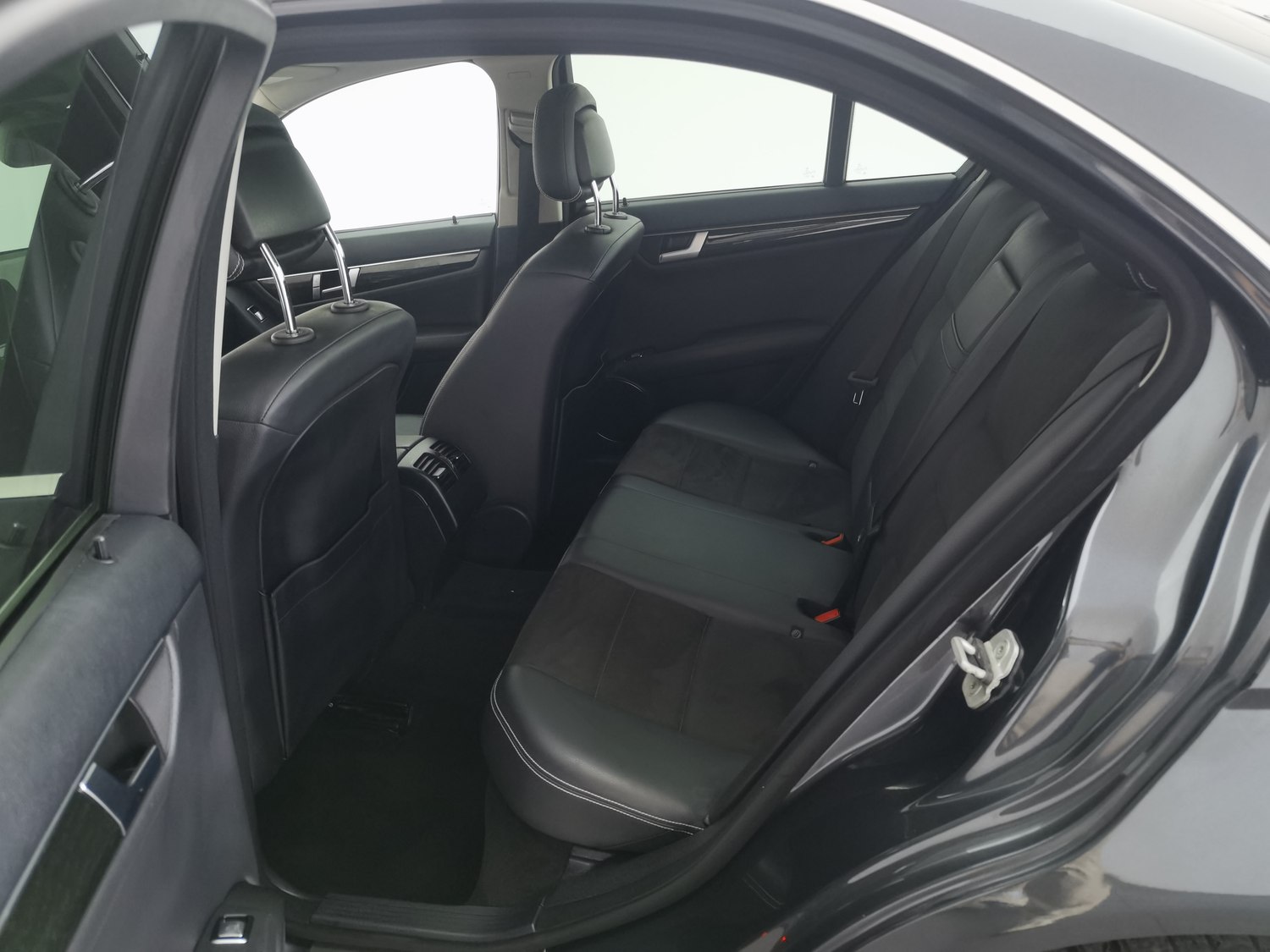 Used Mercedes-Benz C-Class 2013 1.8 AT
