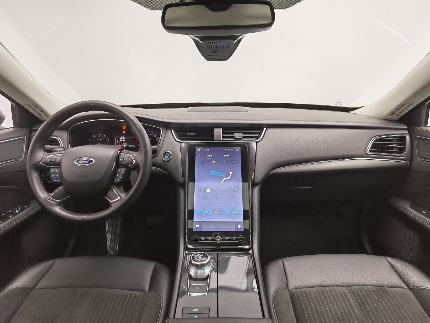 Used Ford Taurus 2019 2.0 AT
