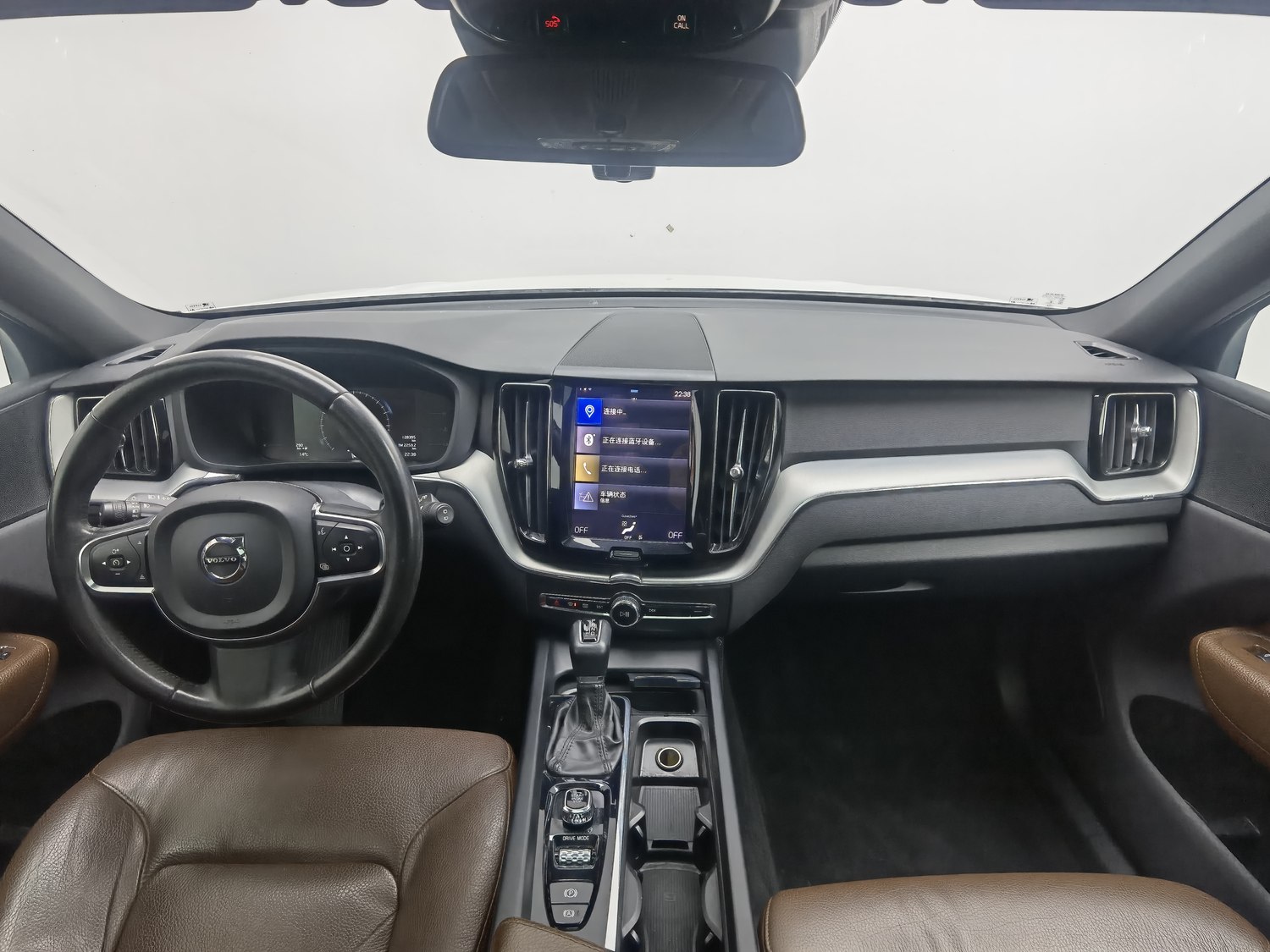 Used Volvo XC60 2021 2.0 AT