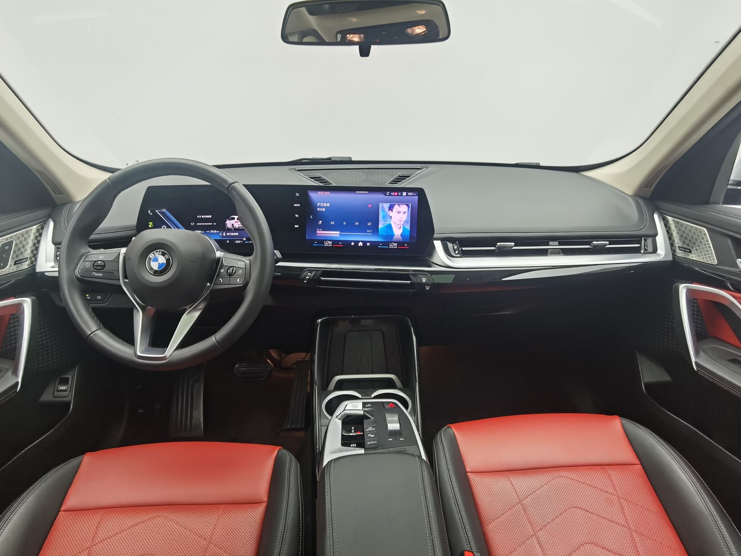 Used BMW X1 2023 2.0 AT