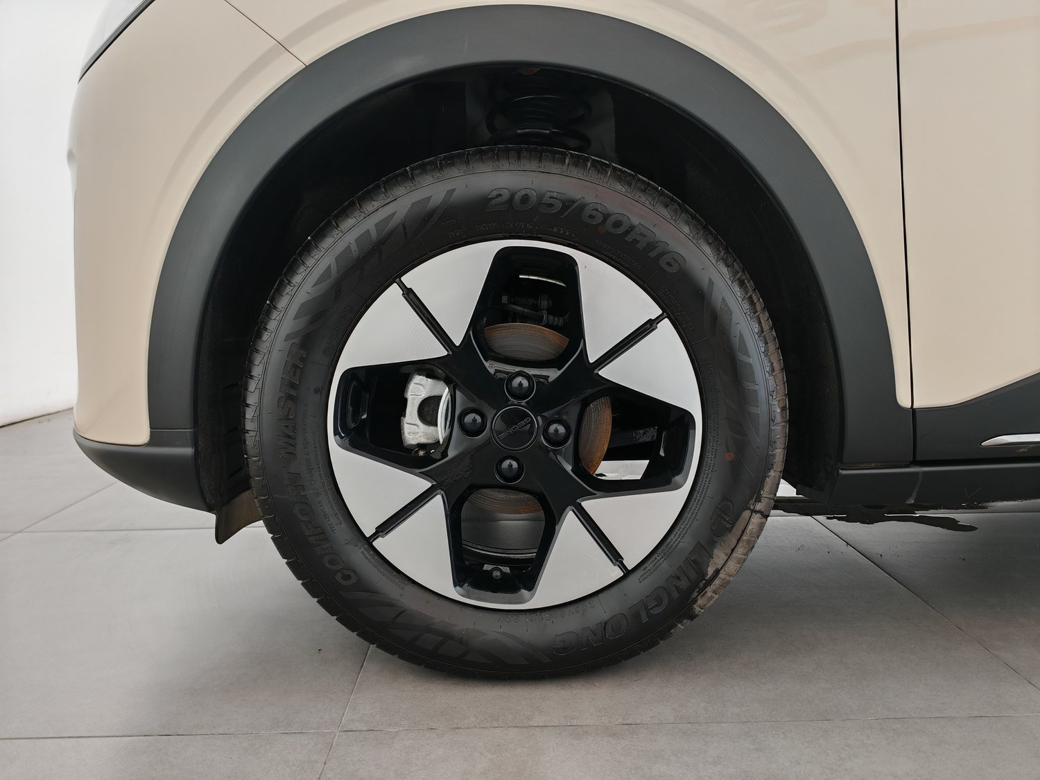 Used Geely Galaxy Wish 2025