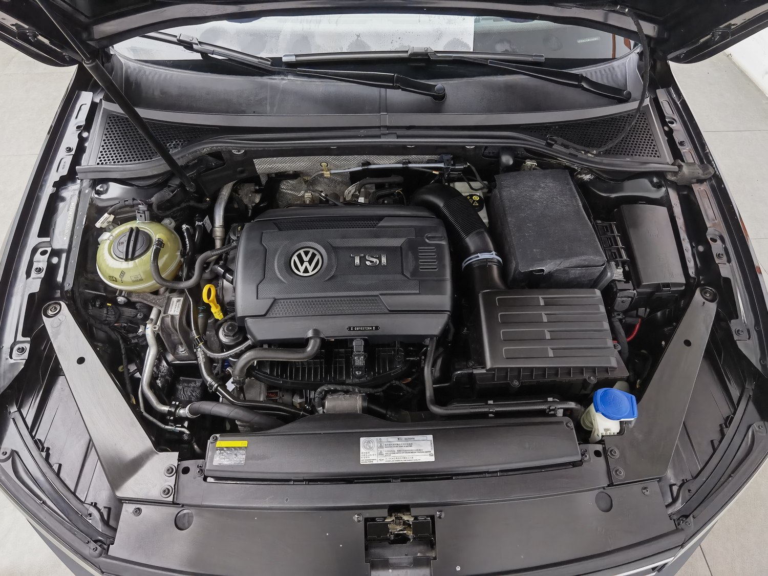 Used Volkswagen Magotan 2017 1.8 AT