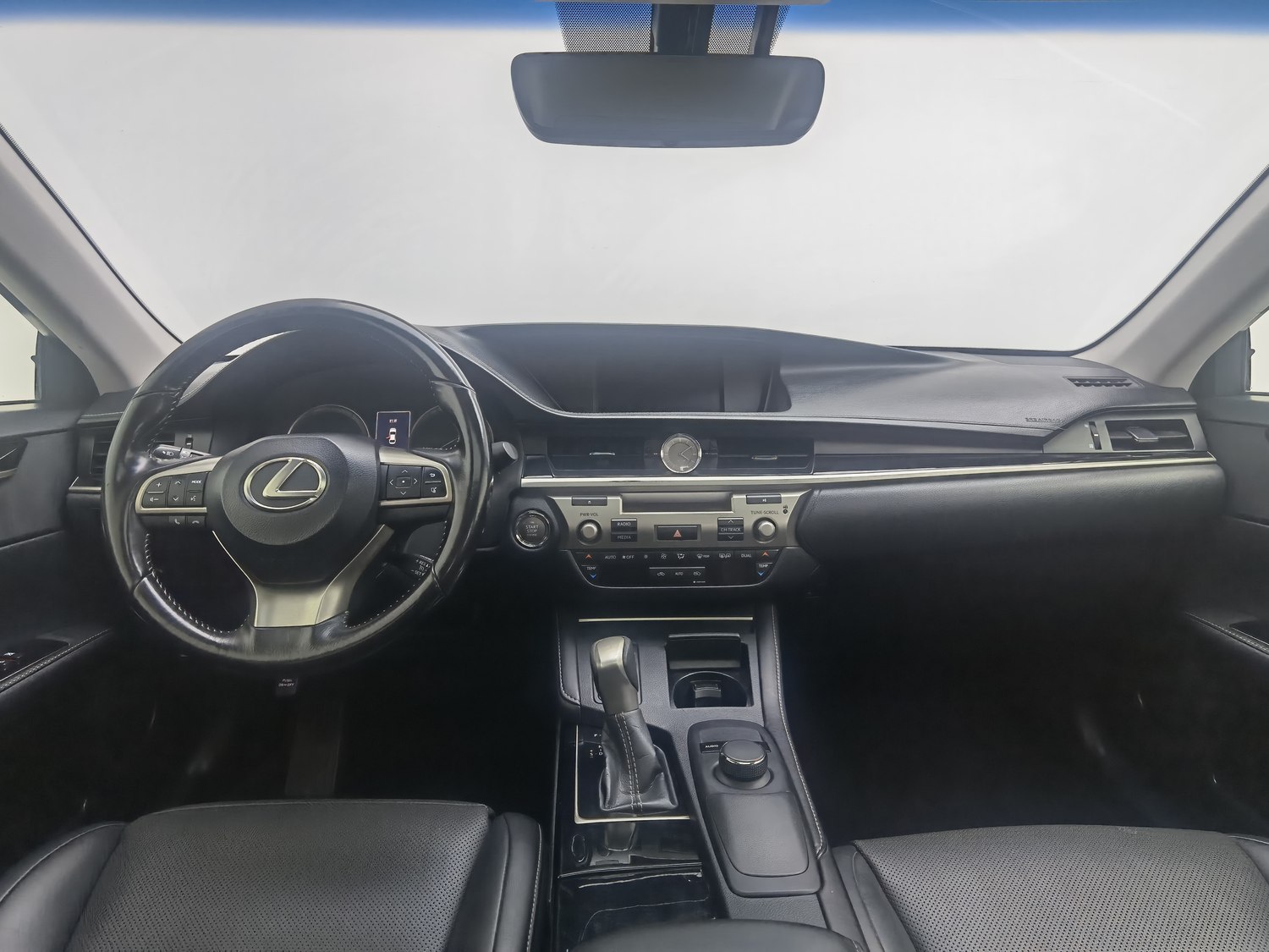 Used Lexus ES 2015 2.0 AT