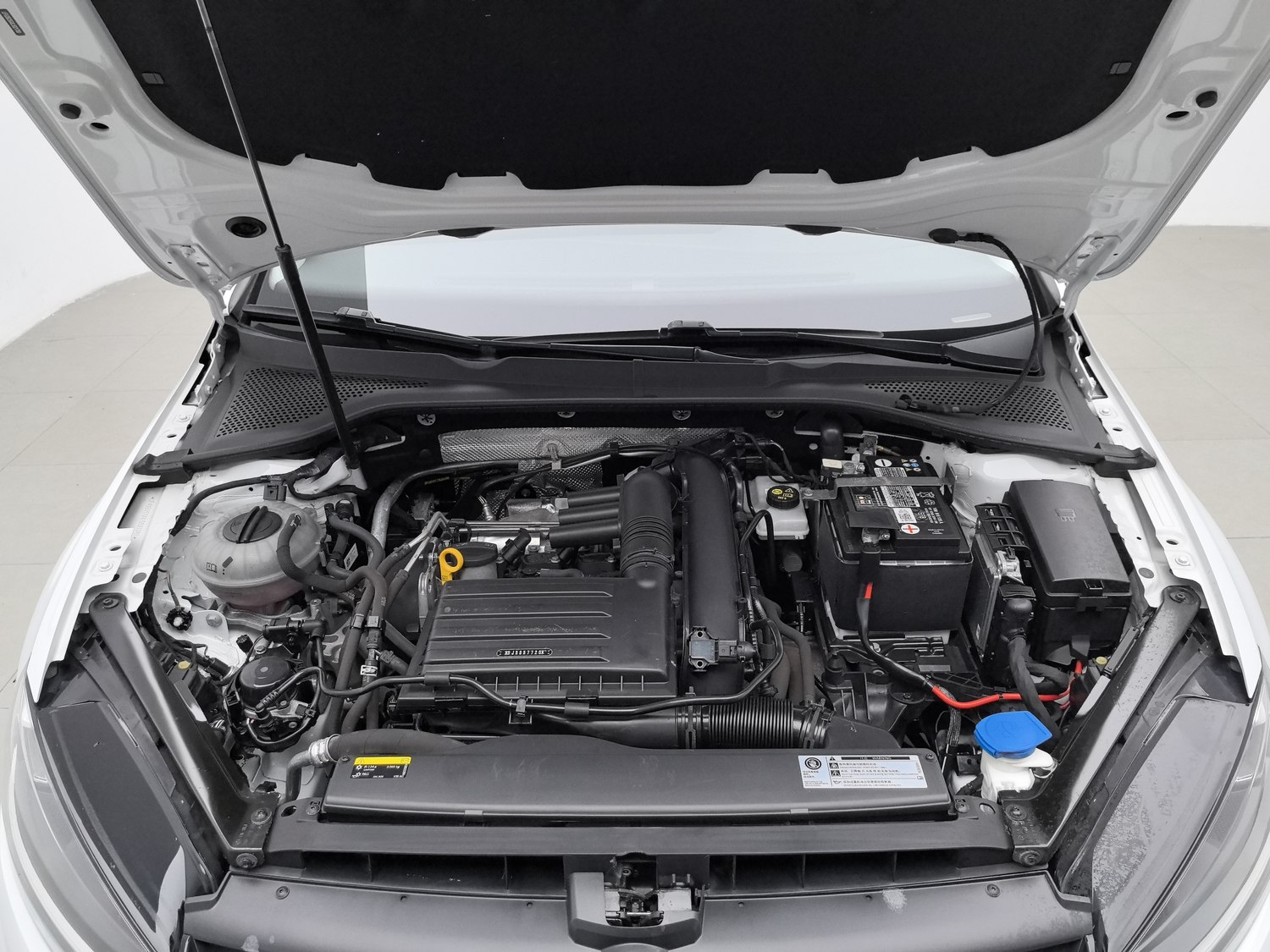 Used Volkswagen Golf 2020 1.4 AT