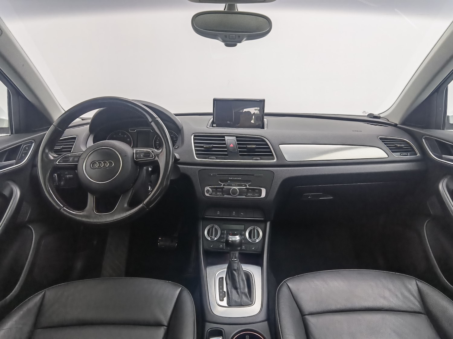 Used Audi Q3 2015 2.0 AT