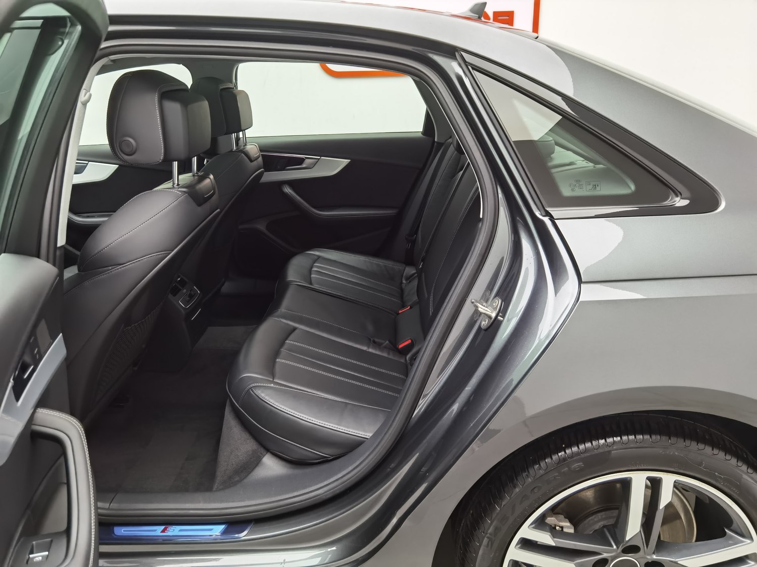 Used Audi A4L 2022 2.0 AT