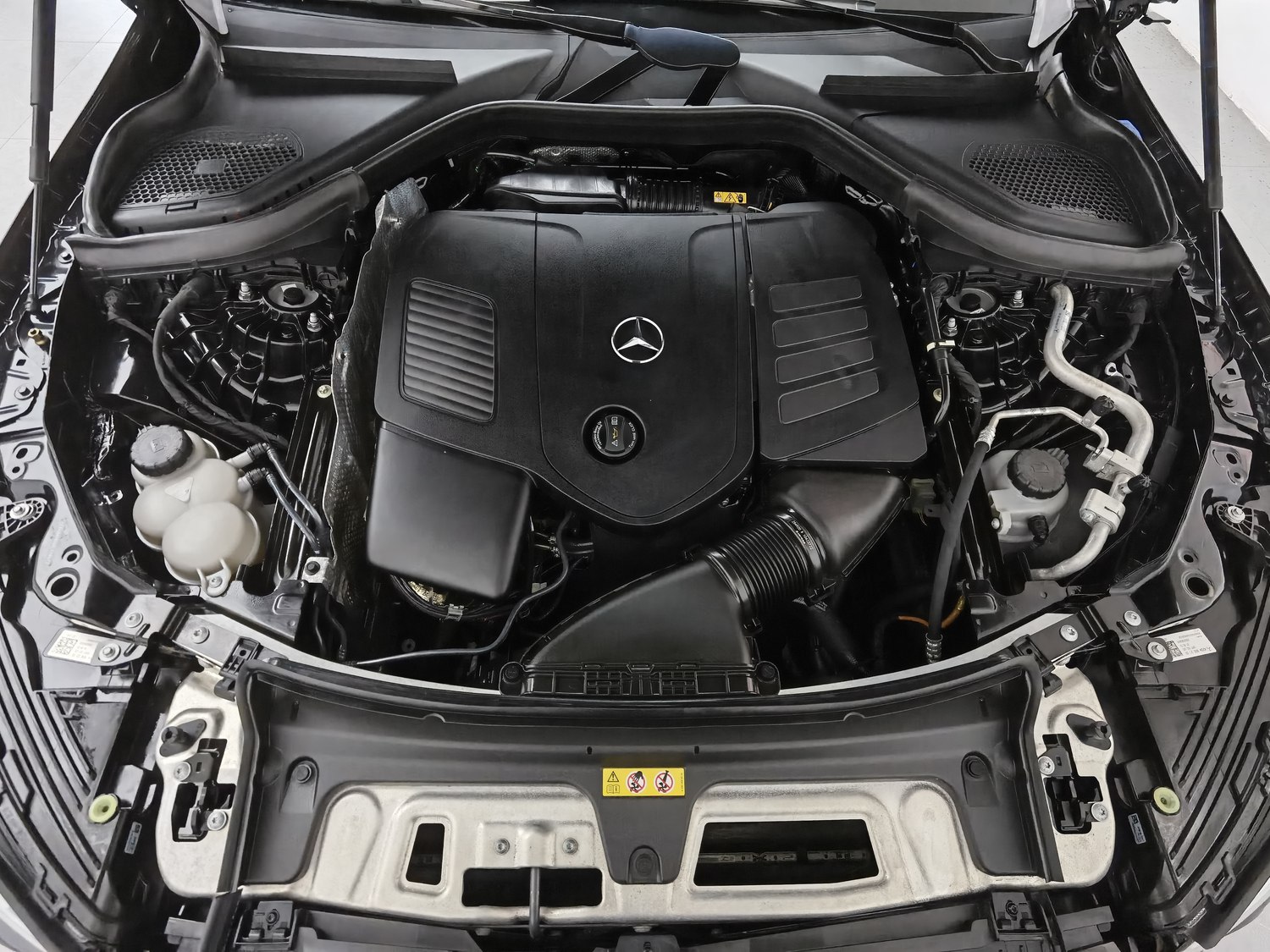Used Mercedes-Benz GLC 2023 2.0 AT