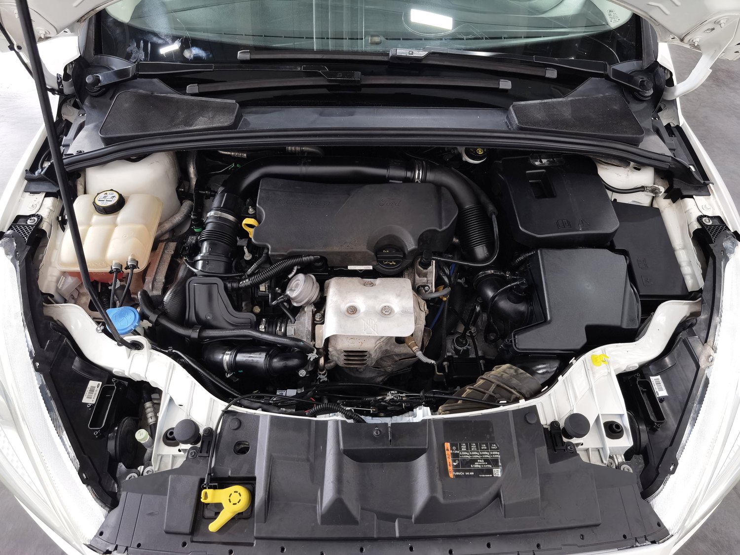 Used Ford Focus 2017 1.0 AT