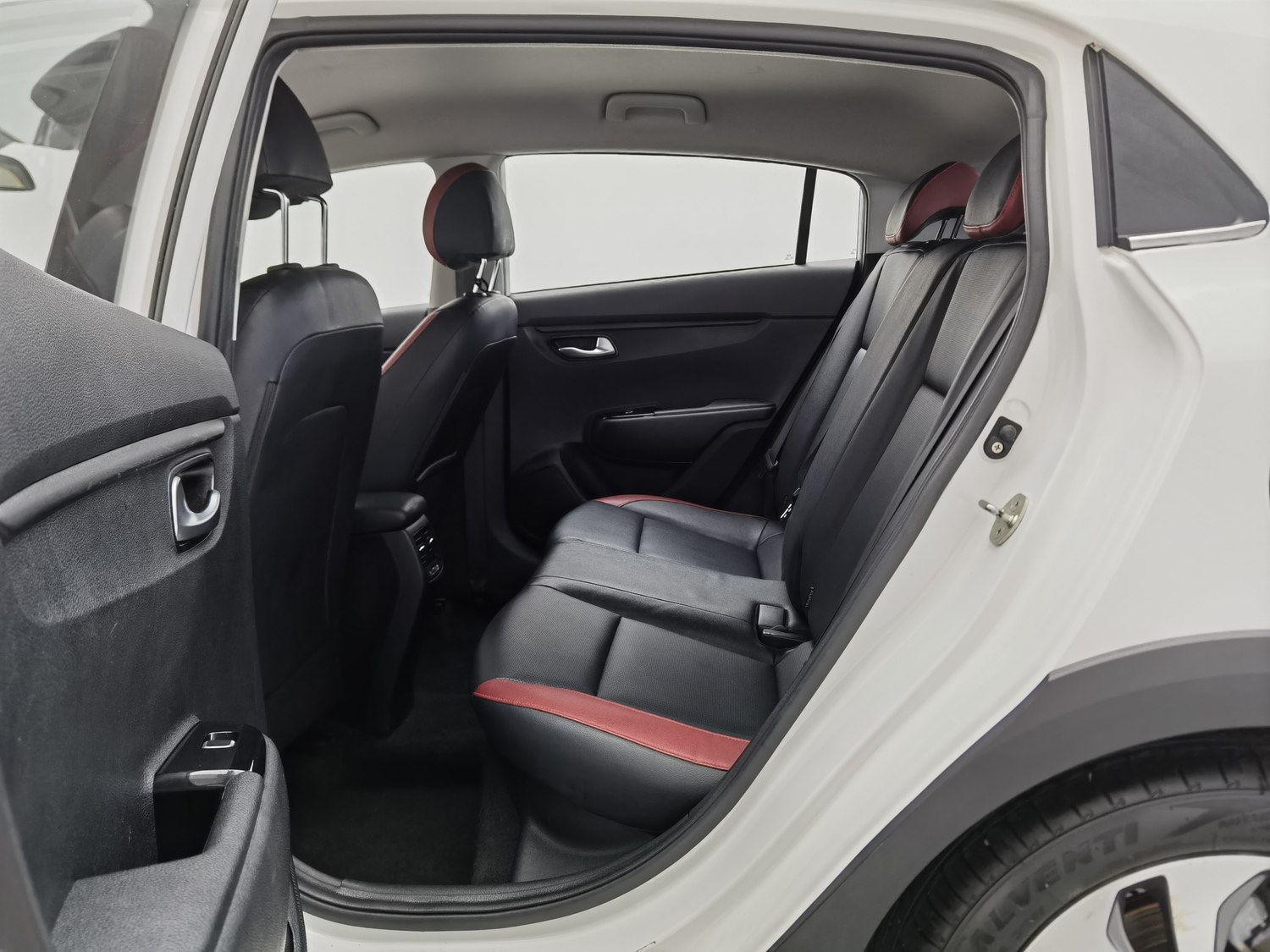 Used Kia KX CROSS 2017 1.4 AT