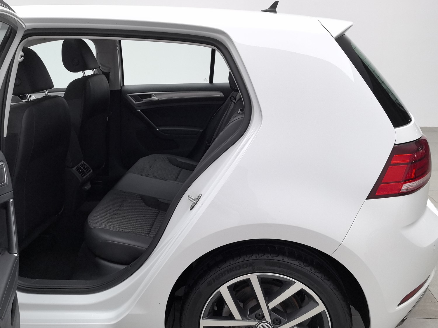 Used Volkswagen Golf 2020 1.4 AT
