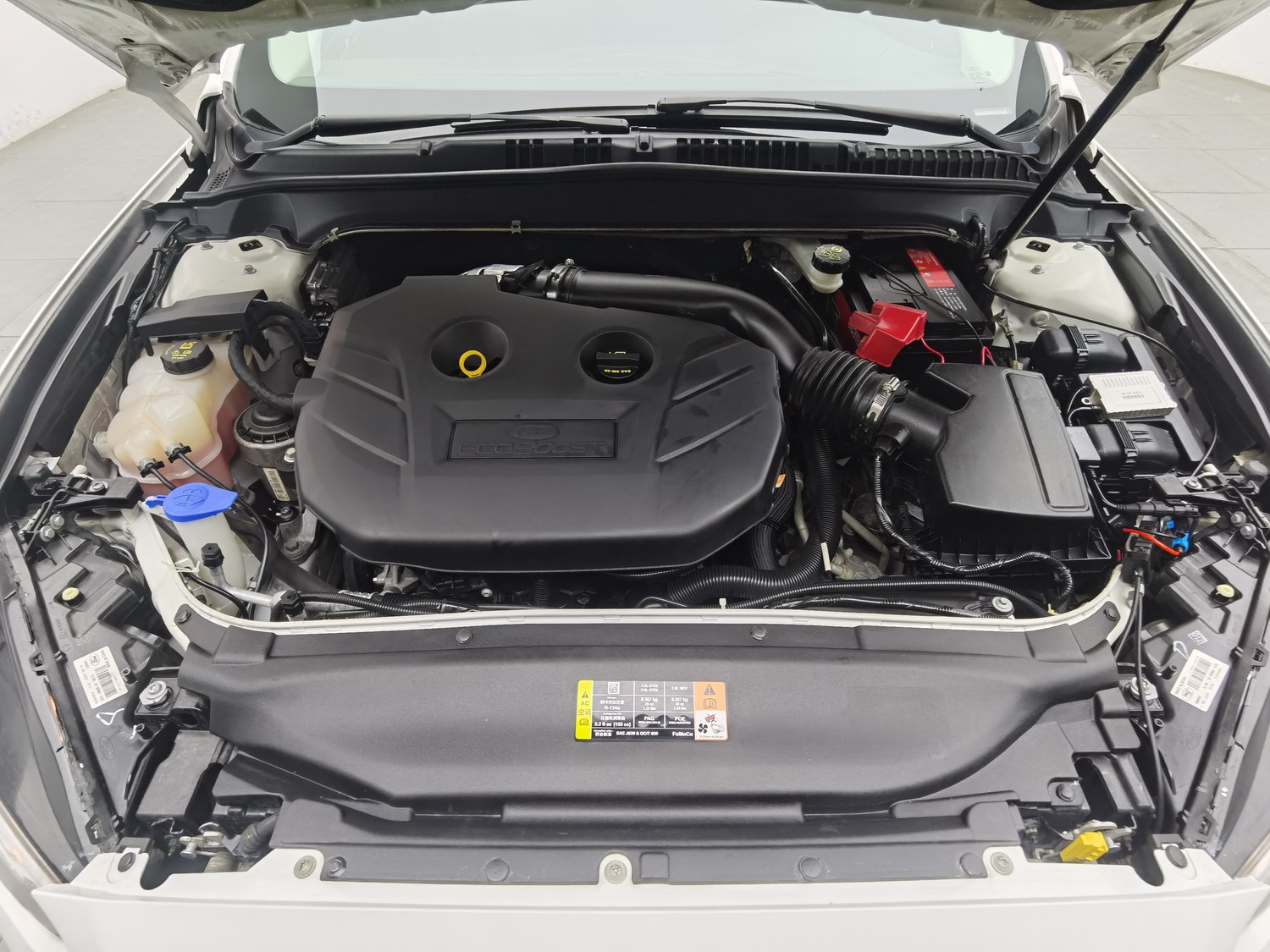 Used Ford Mondeo 2013 2.0 AT