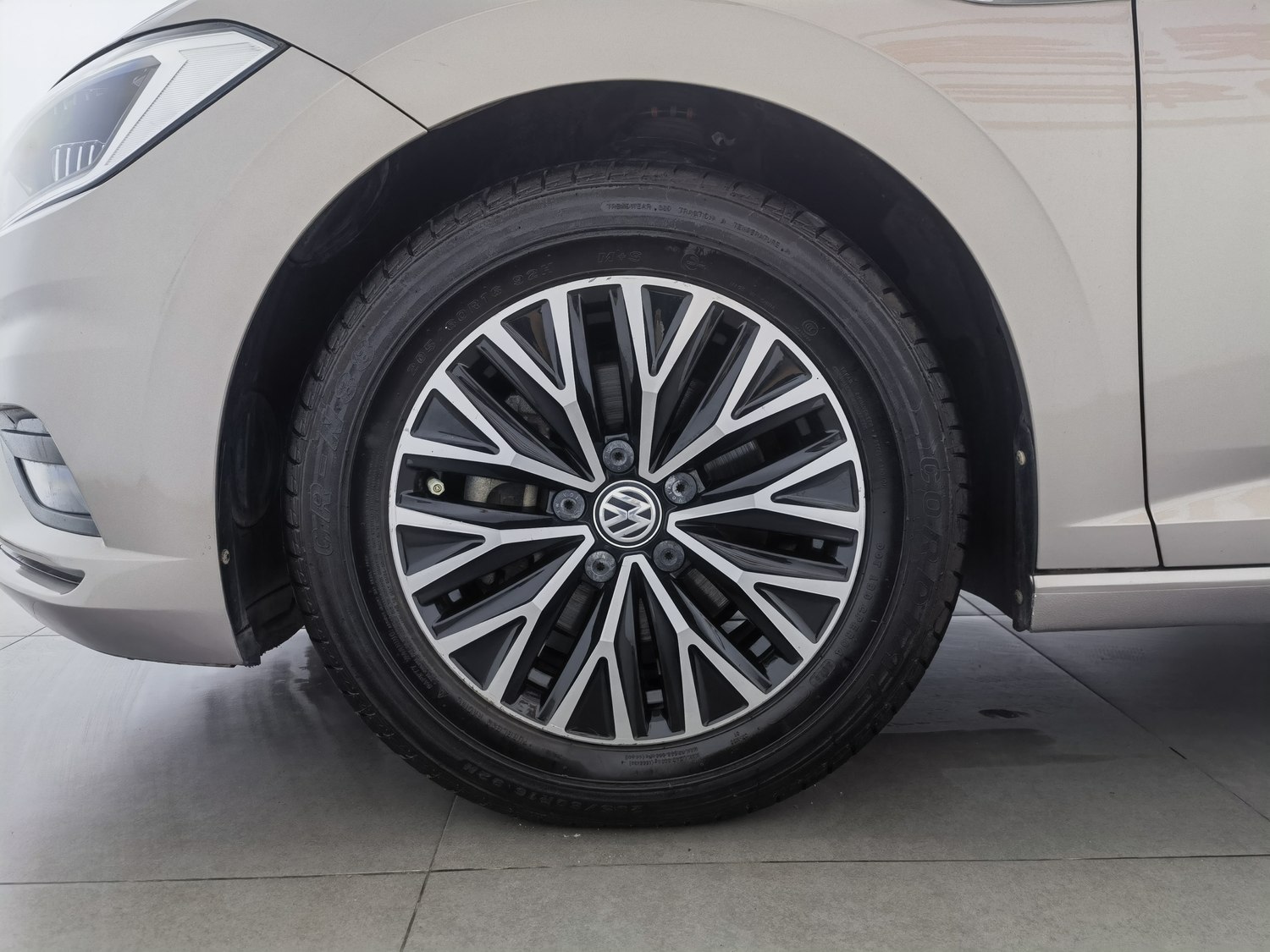 Used Volkswagen Sagitar 2019 1.4 AT