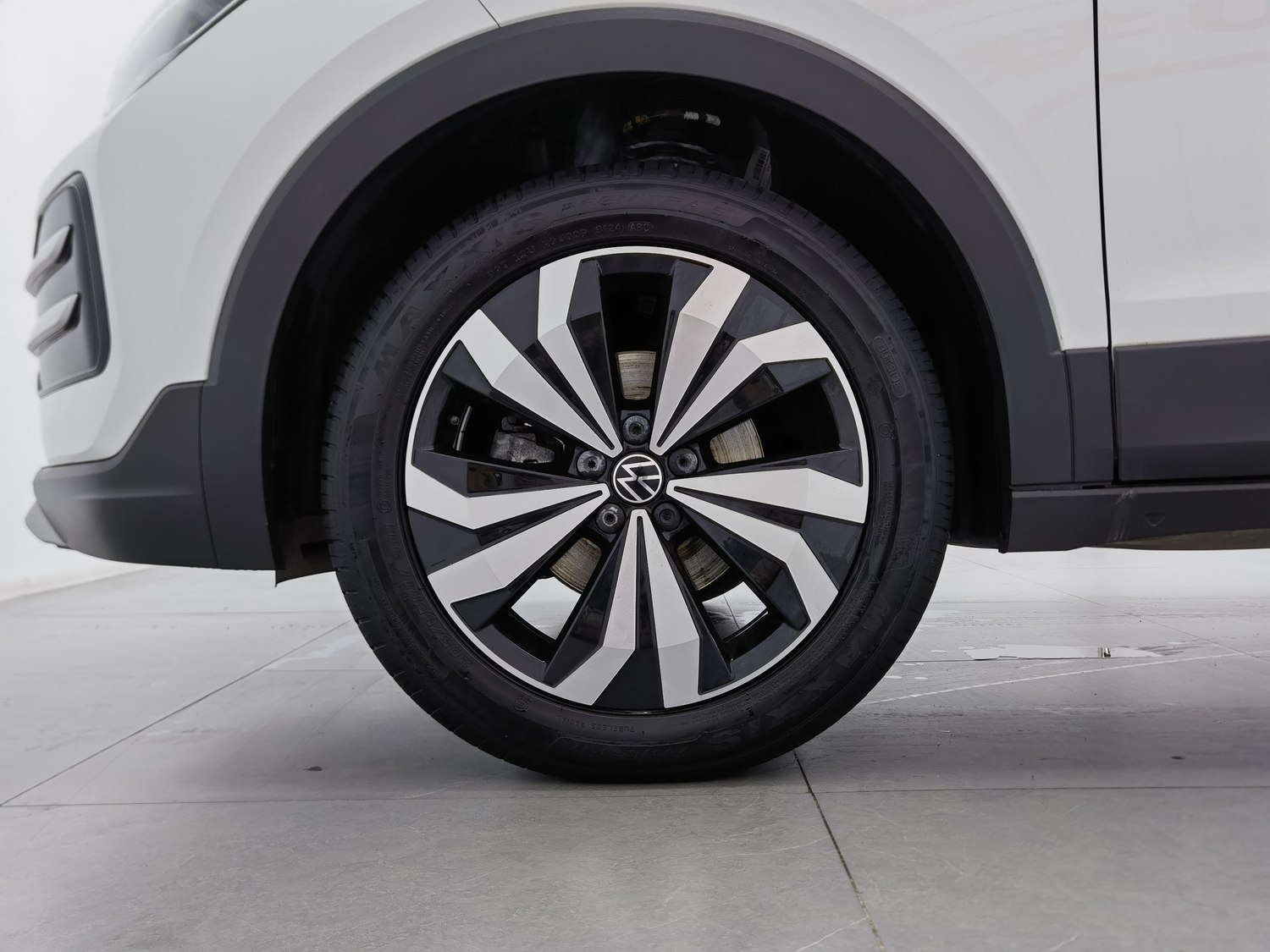 Used Volkswagen Tharu 2025 1.5 AT