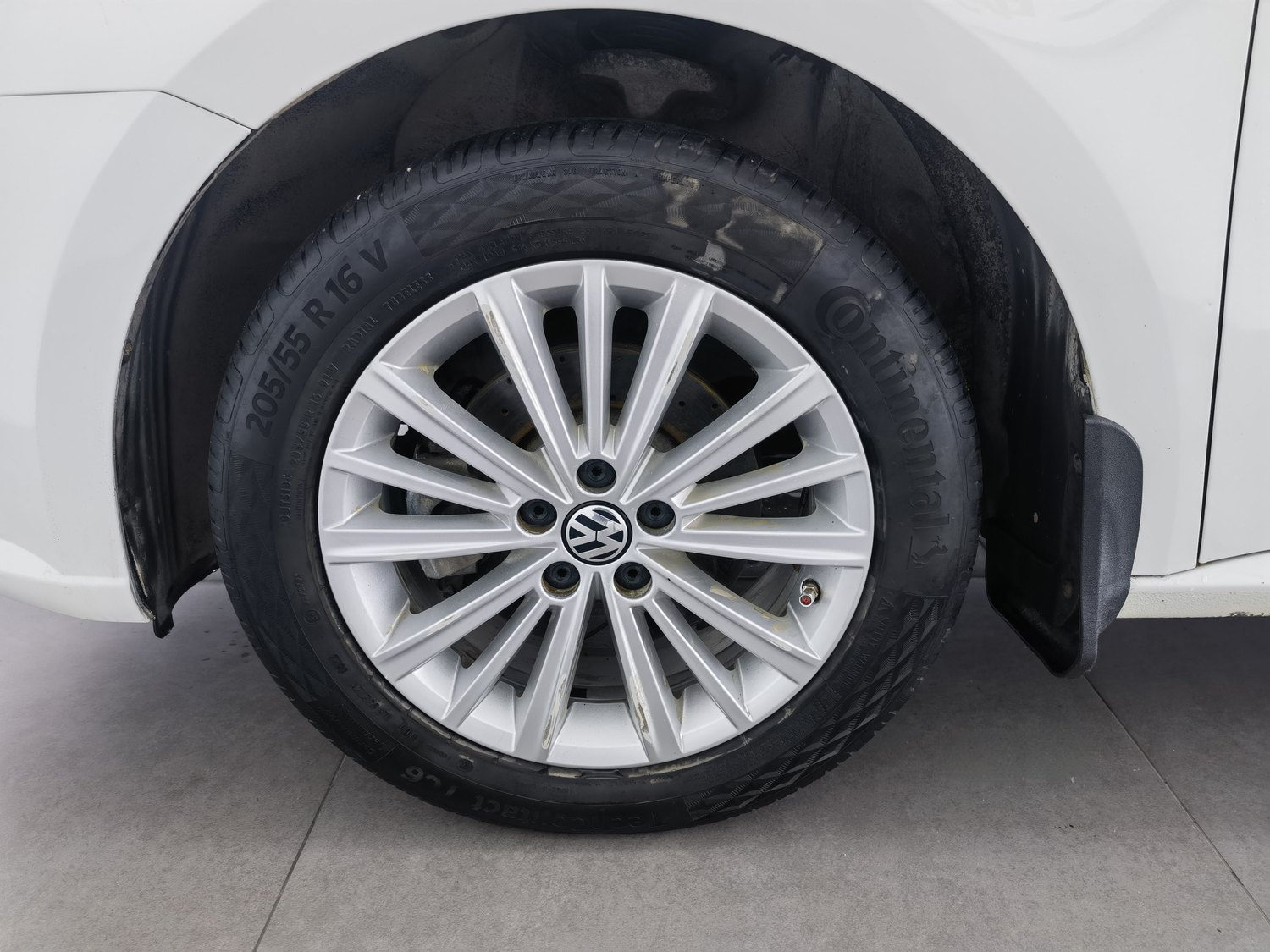 Used Volkswagen Gran Lavida 2013 1.6 MT
