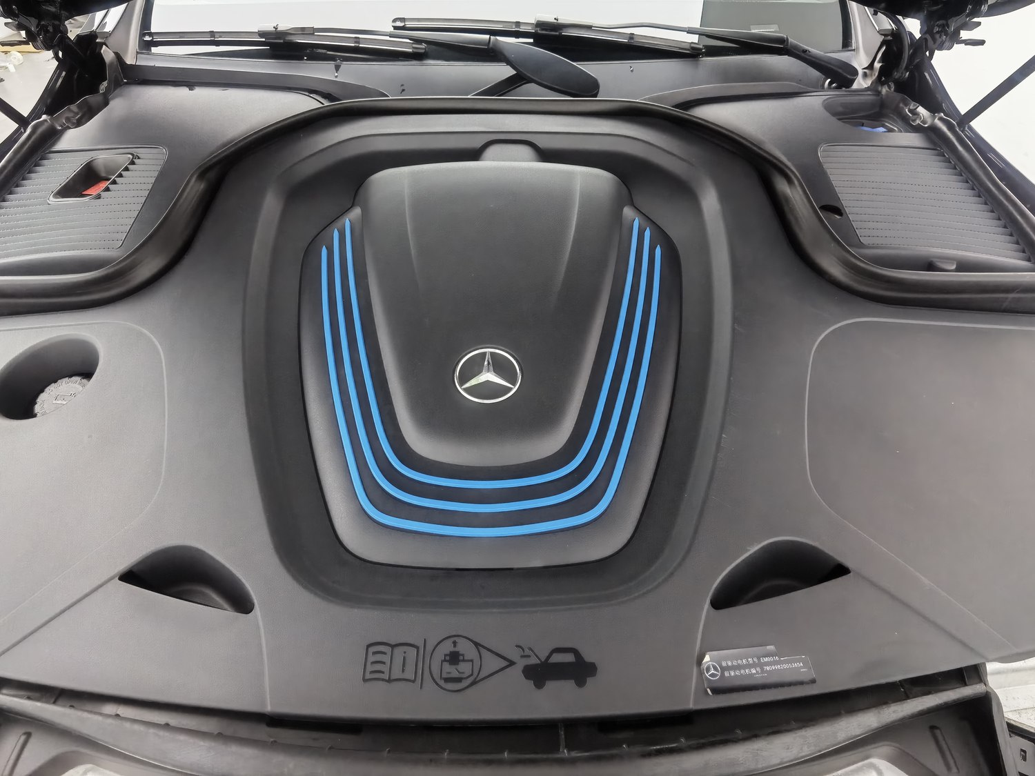 Used Mercedes-Benz EQC 2020