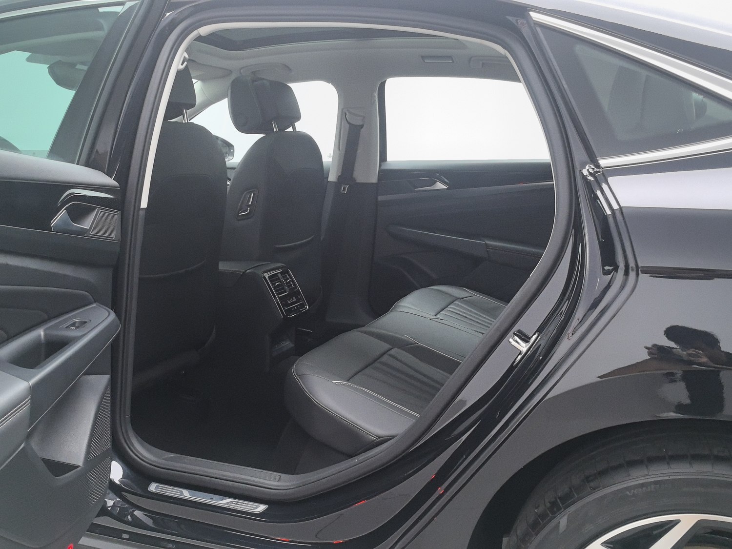 Used Volkswagen Passat 2024 2.0 AT