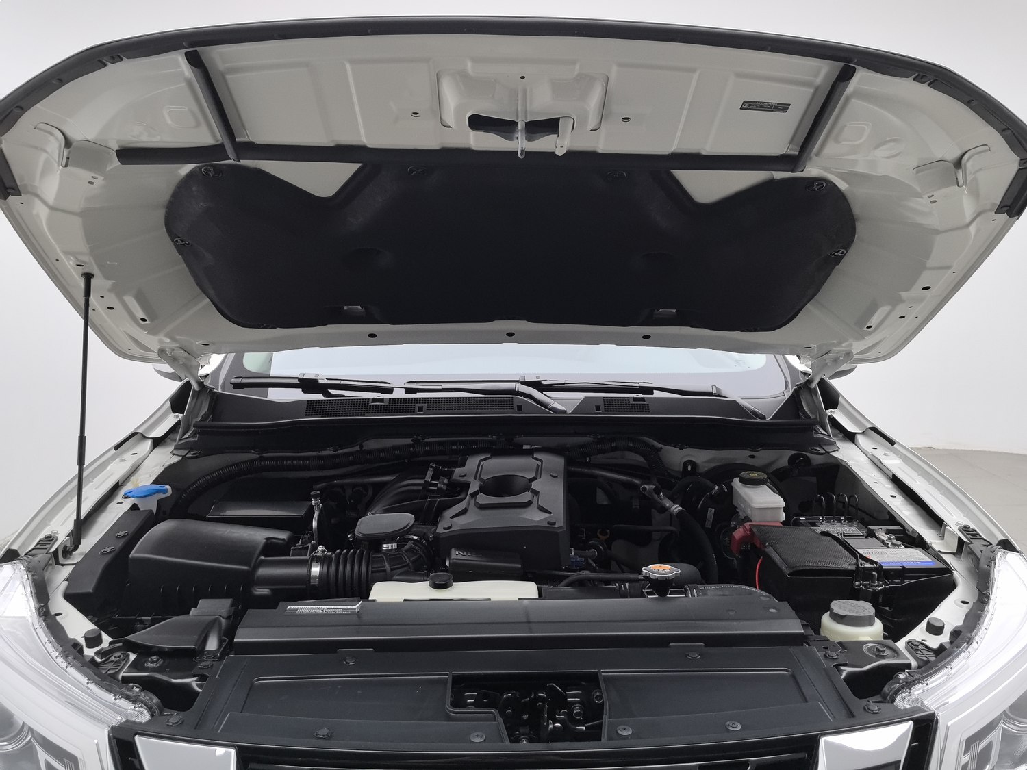 Used Nissan Terra 2020 2.5 AT