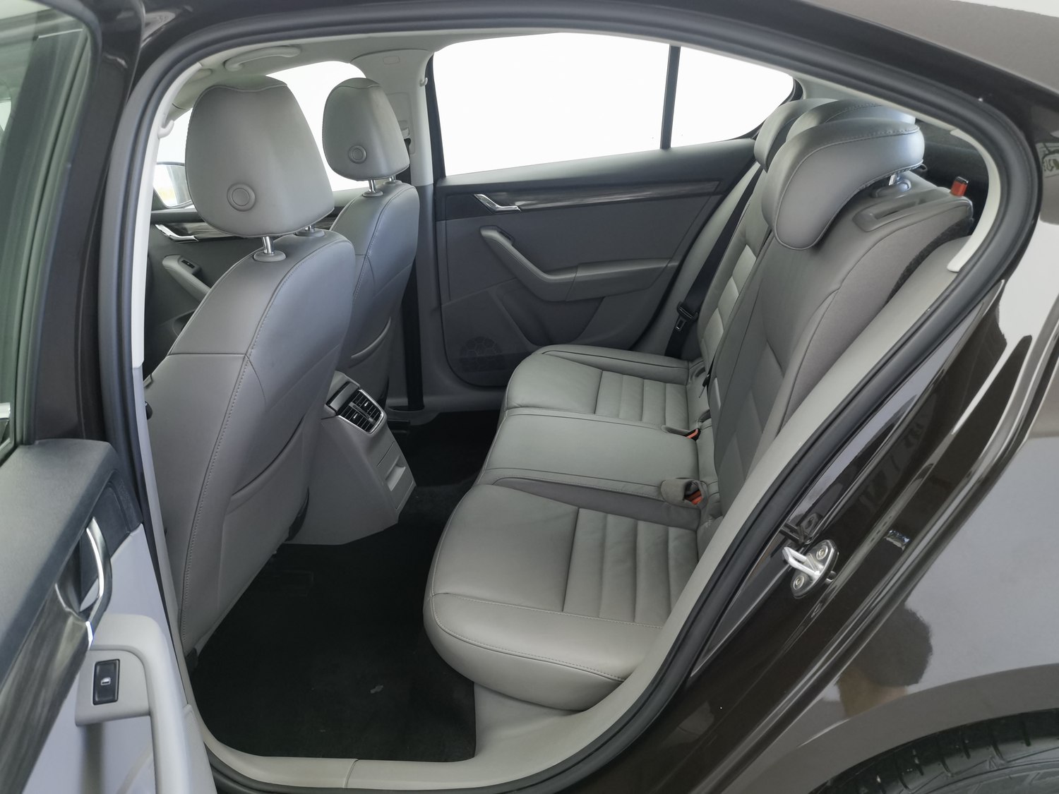Used Skoda Octavia 2015 1.6 AT