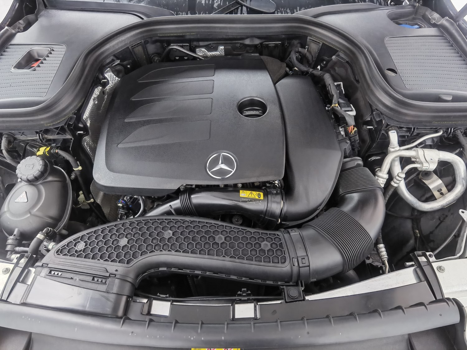 Used Mercedes-Benz GLC 2022 2.0 AT