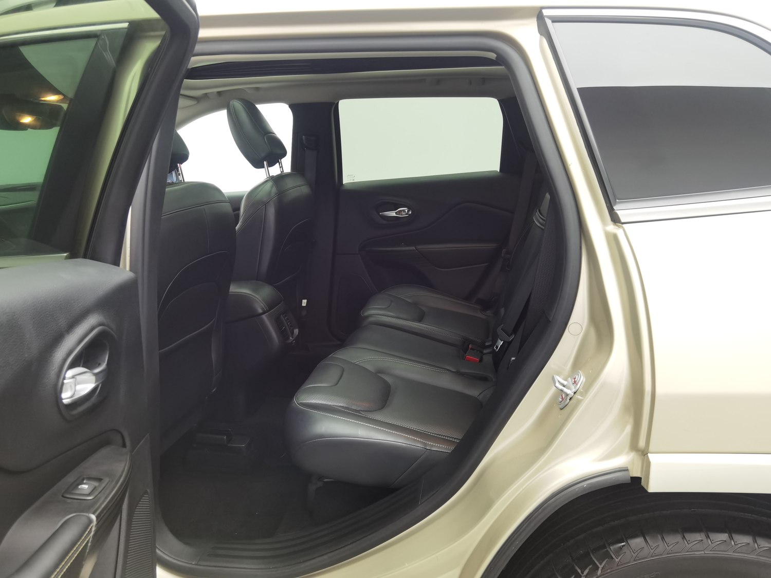 Used Jeep Cherokee 2017 2.4 AT