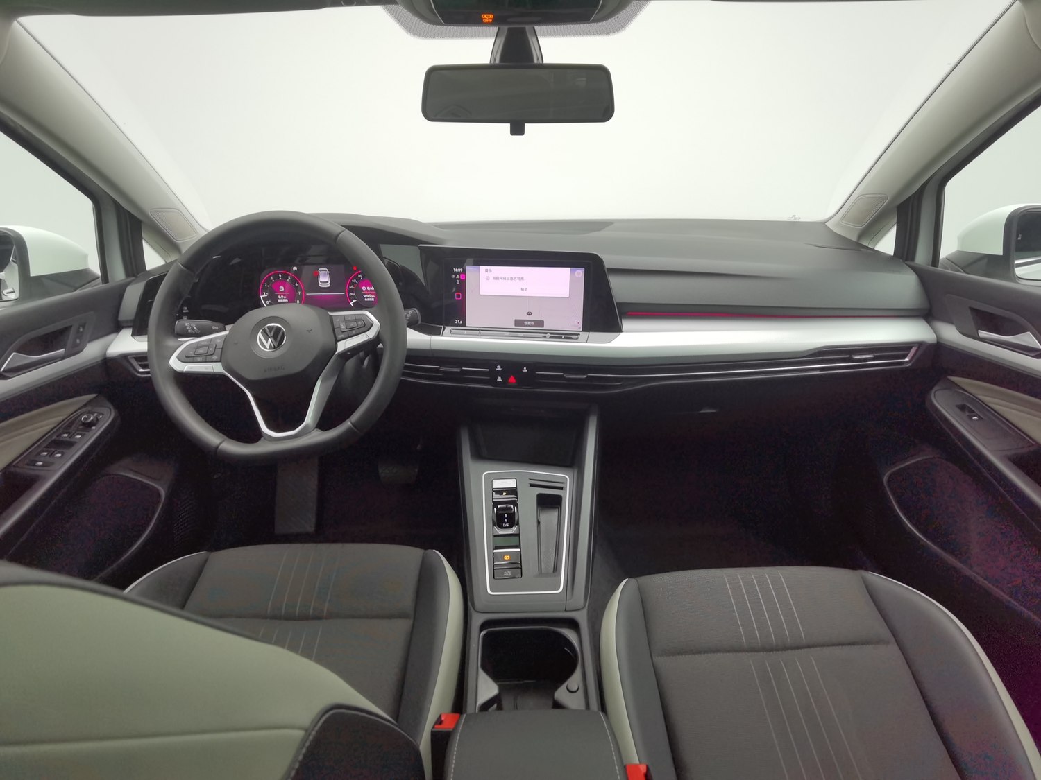Used Volkswagen Golf 2024 1.4 AT