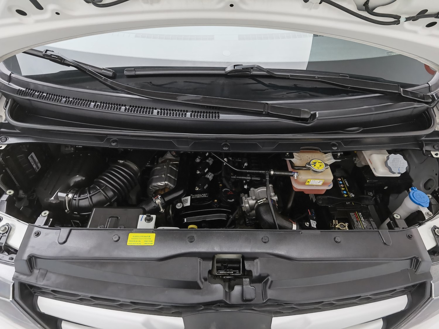 Used JAC Refine M3 2023 1.5 MT