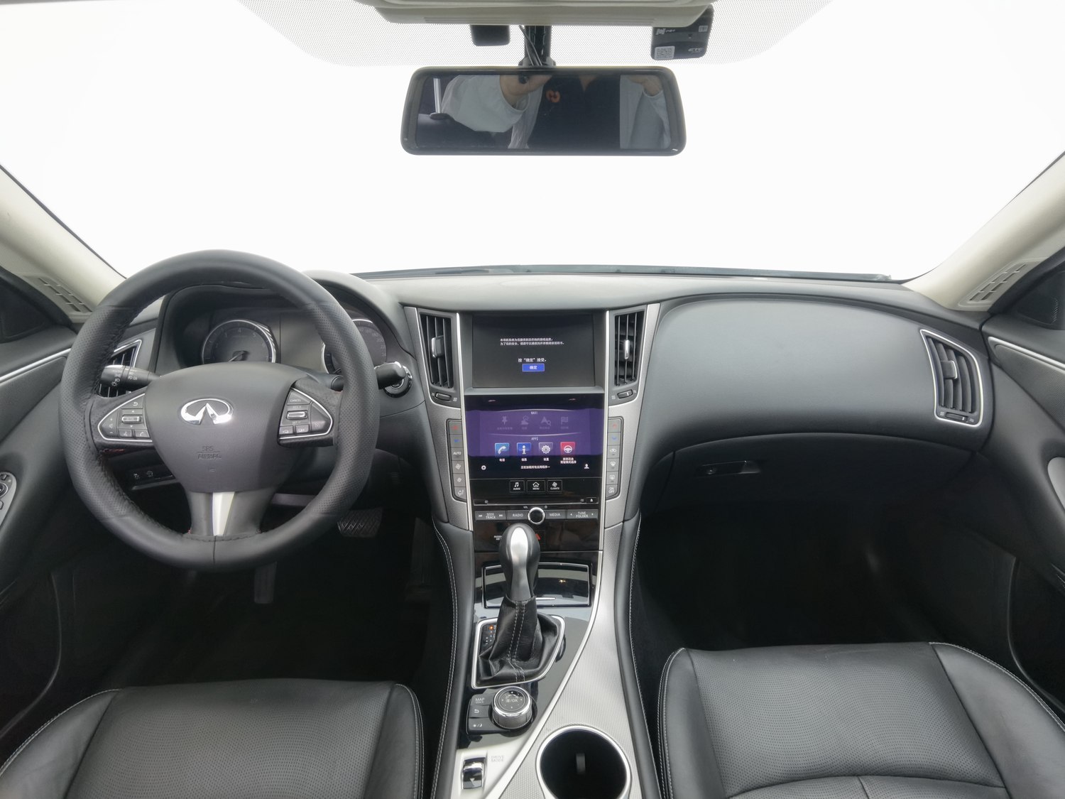 Used Infiniti Q50L 2016 2.0 AT