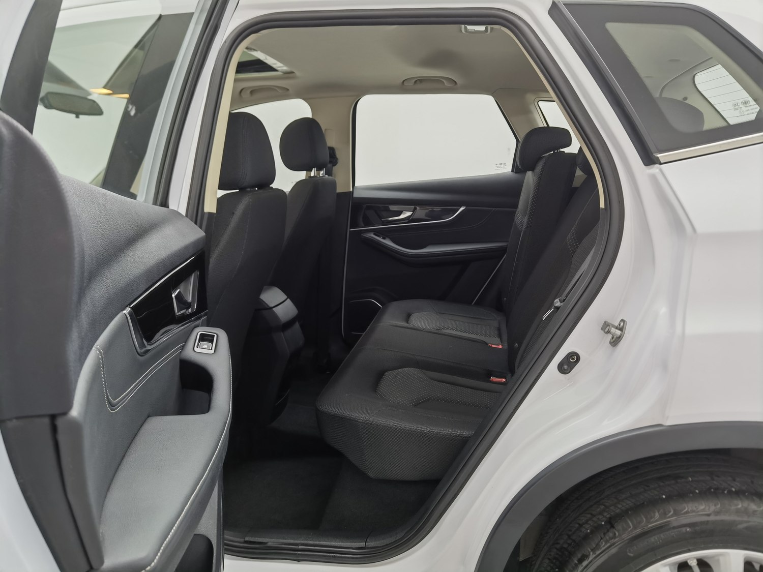 Used FAW Senya R8 2020 1.6 AT