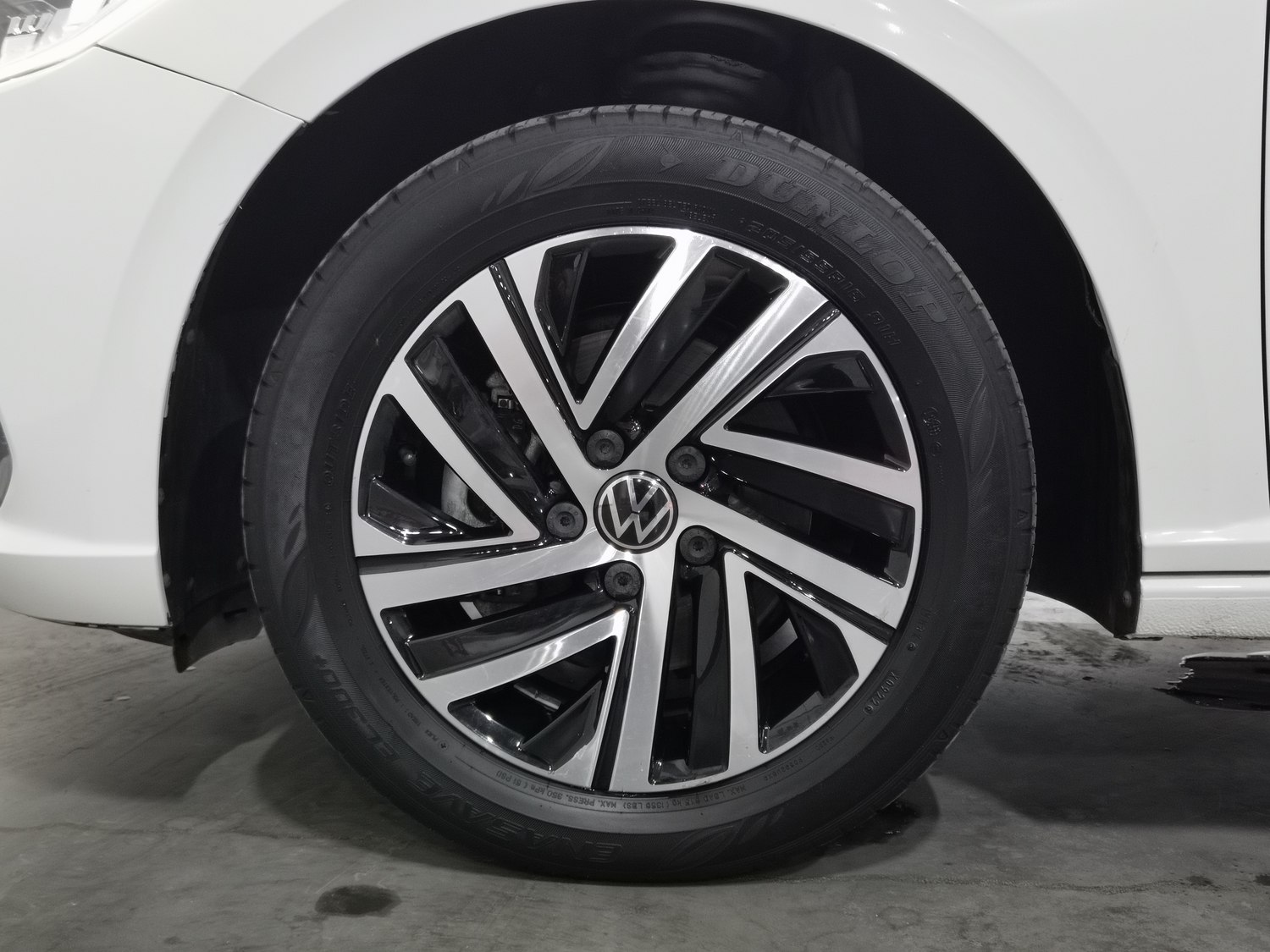 Used Volkswagen Lavida 2023 1.4 AT