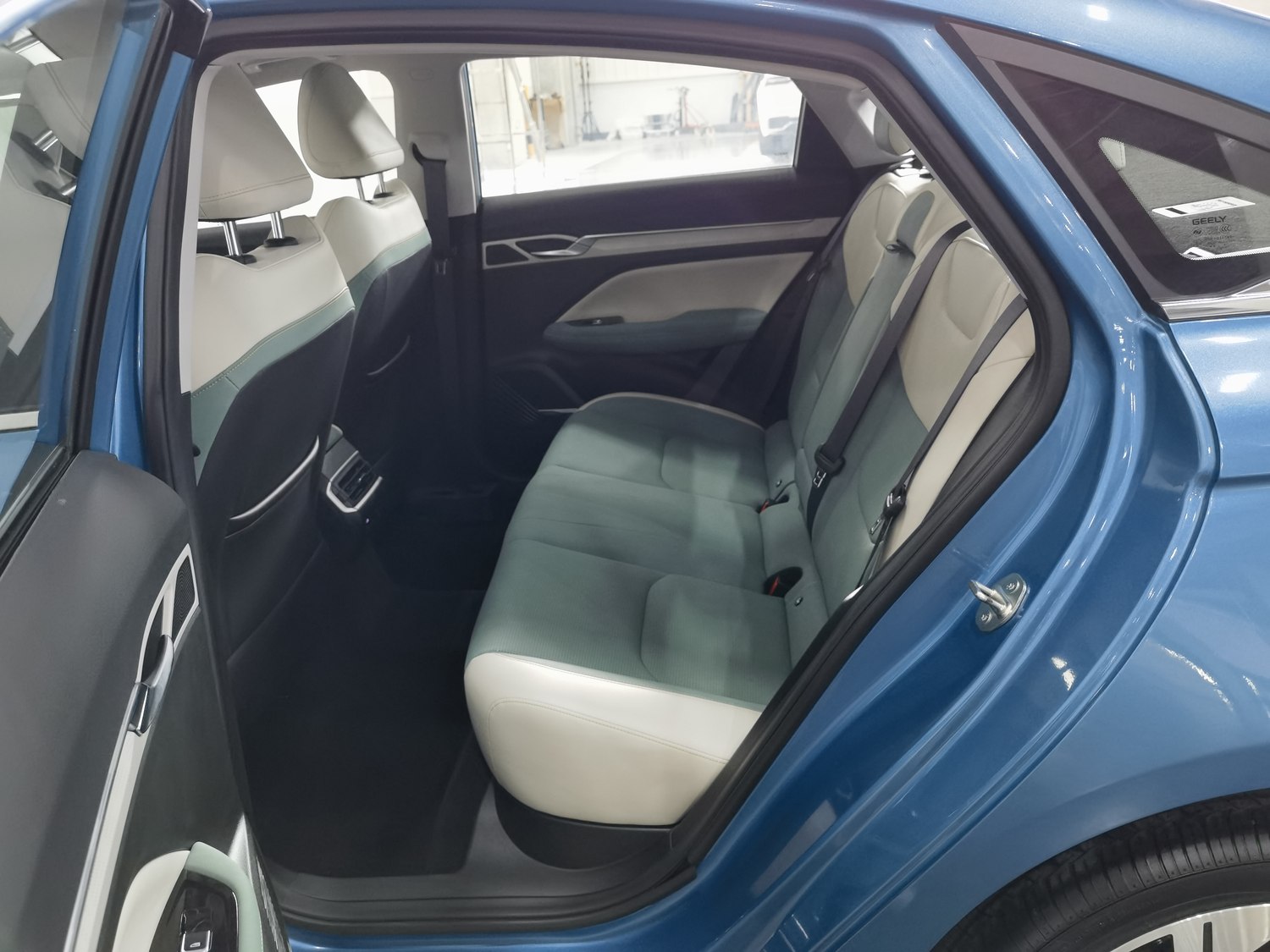 Used Geely Emgrand L HiP 2022 1.5 AT